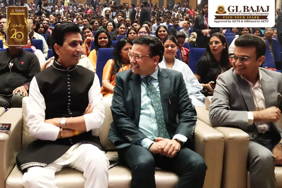 Dr. Kumar Vishwas at GL Bajaj